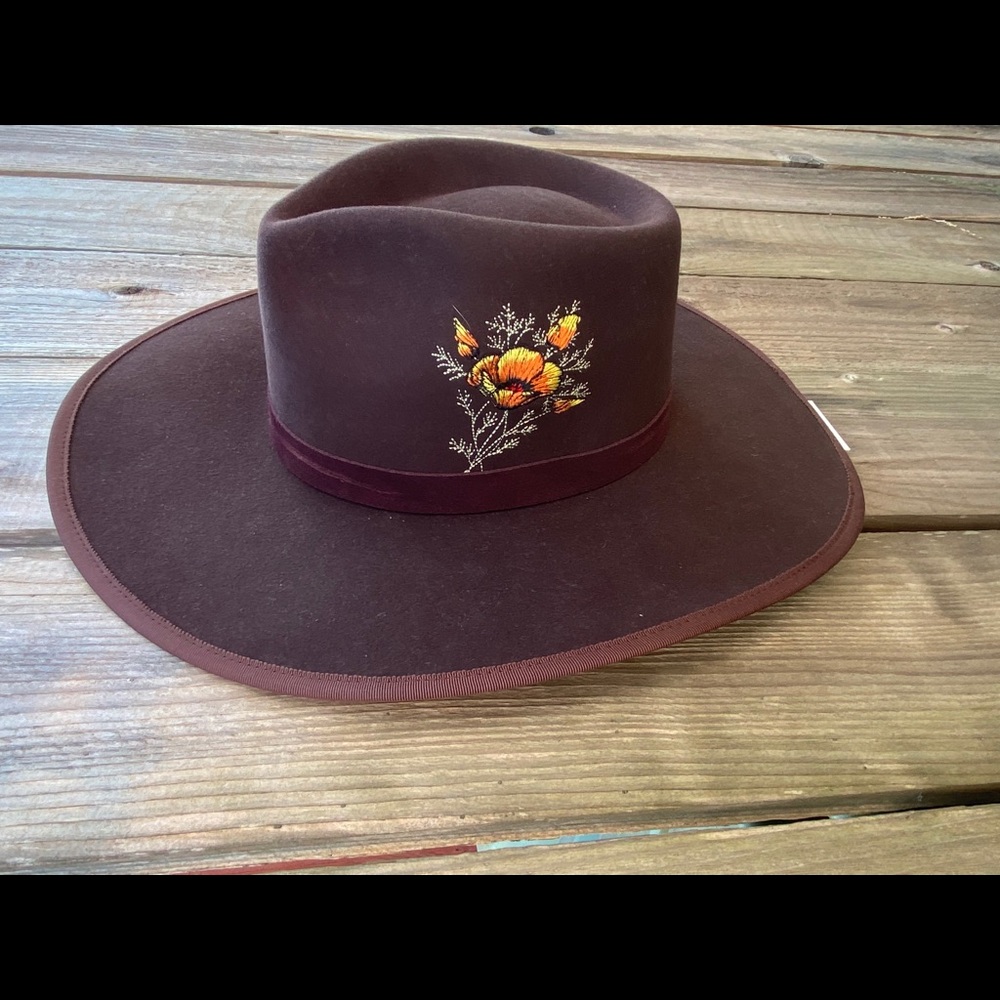 Wyeth Wide Brim Embroidered Hat Adjustable New